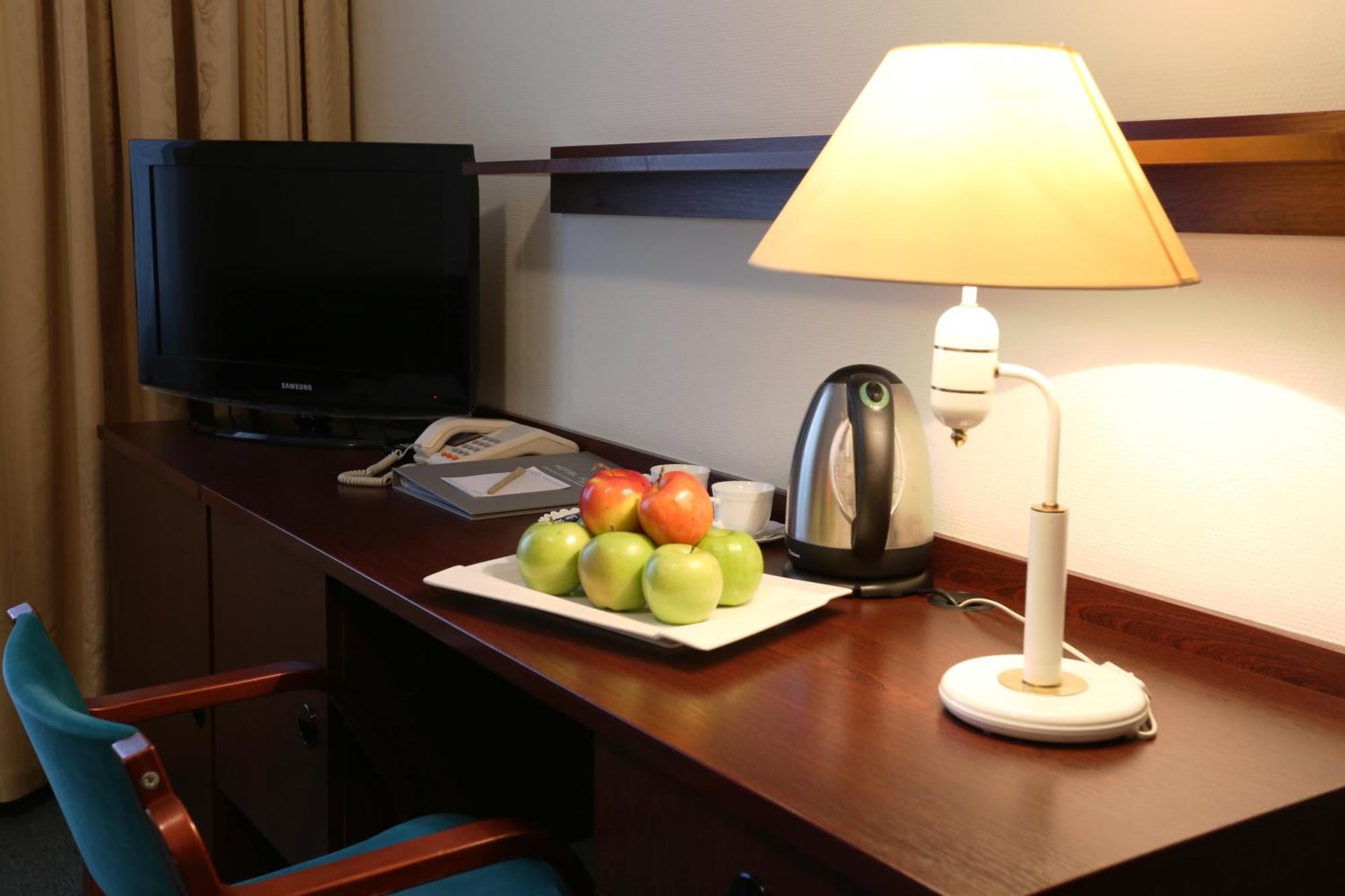 Hotel Ior بوزنان الغرفة الصورة