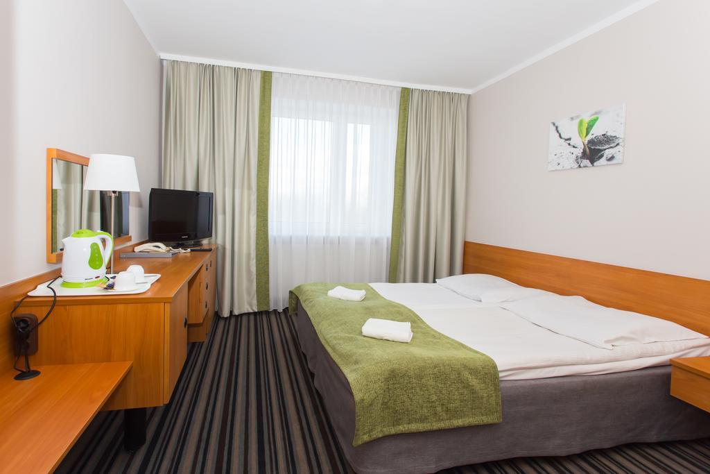 Hotel Ior بوزنان المظهر الخارجي الصورة